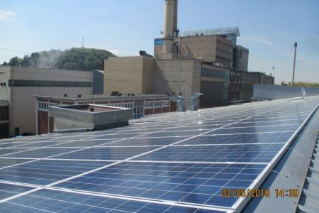 PV-Anlage auf einem Industriedach